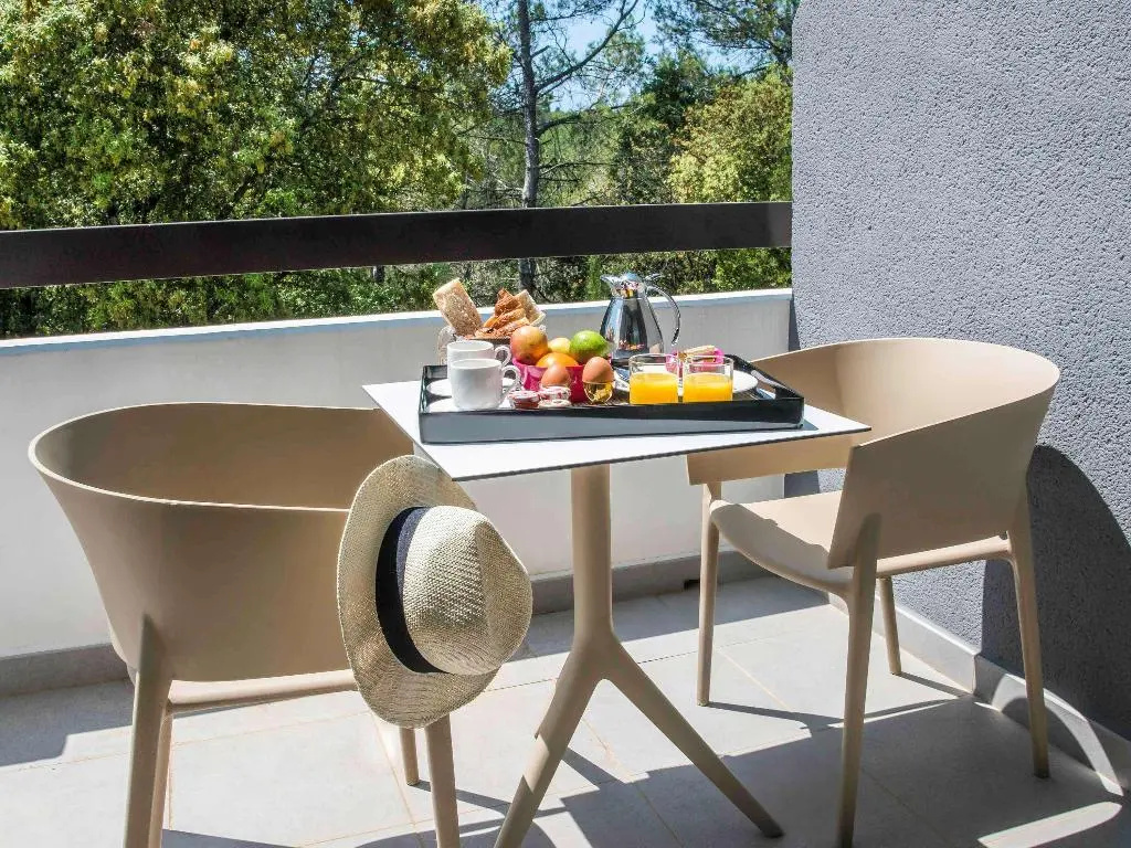 Mercure Brignoles Golf De Barbaroux - Général