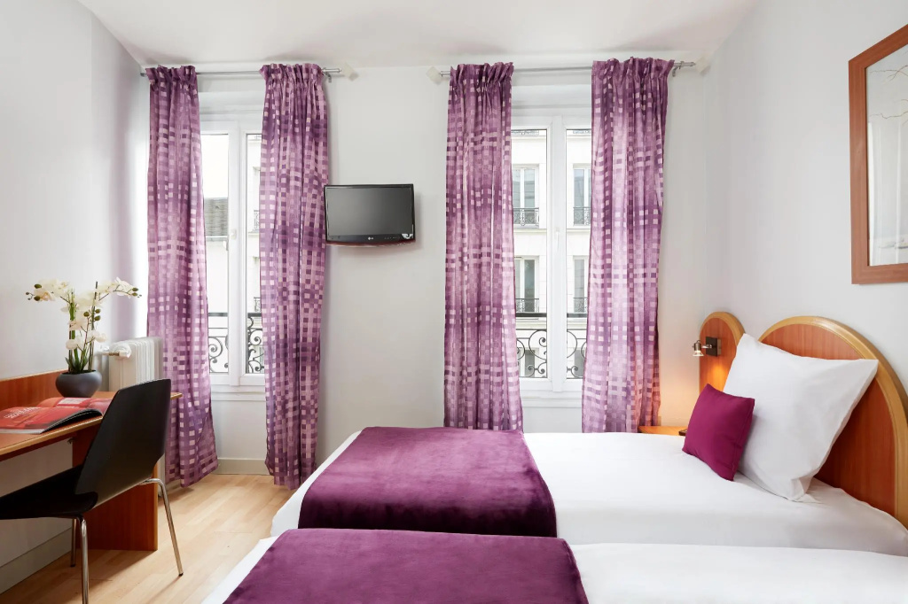 Standard Double room (twin beds)