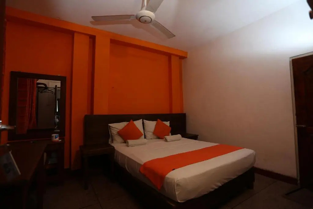 Economy Double room (full double bed)