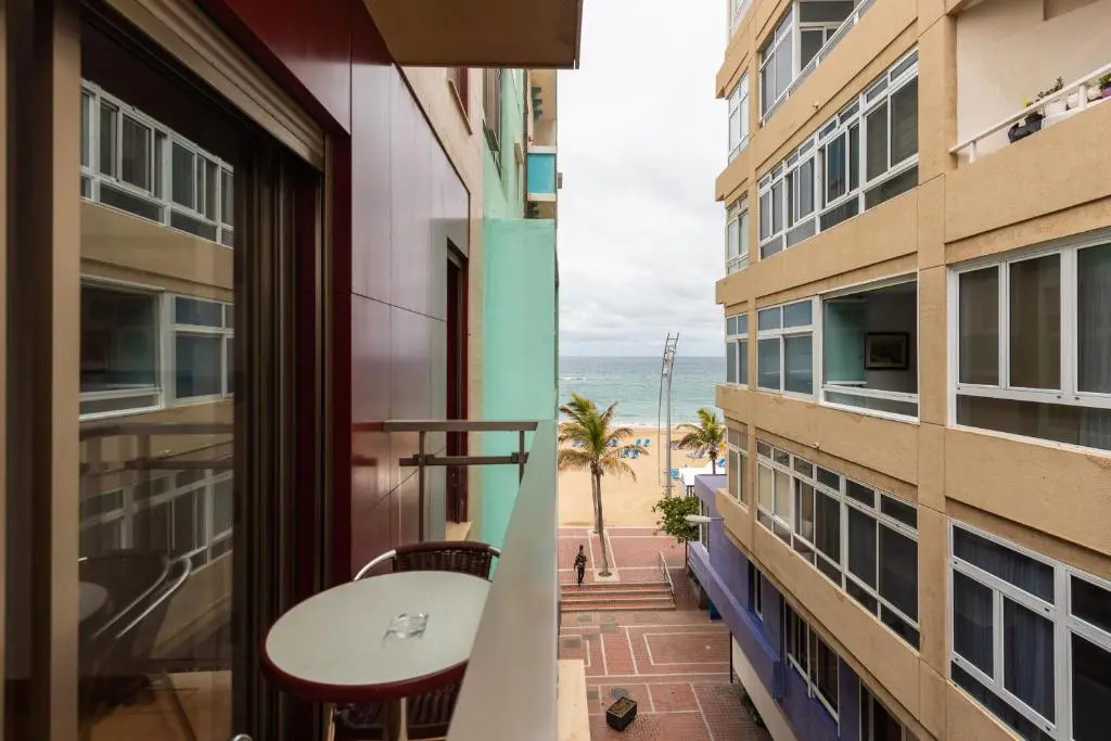 Silken Atlantis Playa – Holiday Homes
