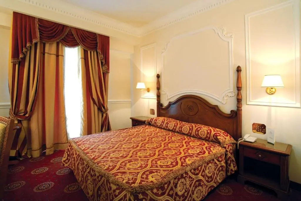 Grand Hotel Vanvitelli - Chambres
