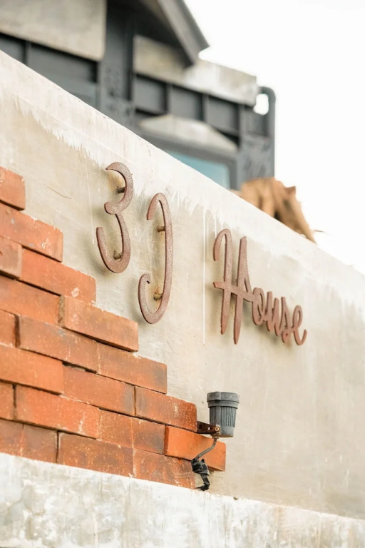 EJ House