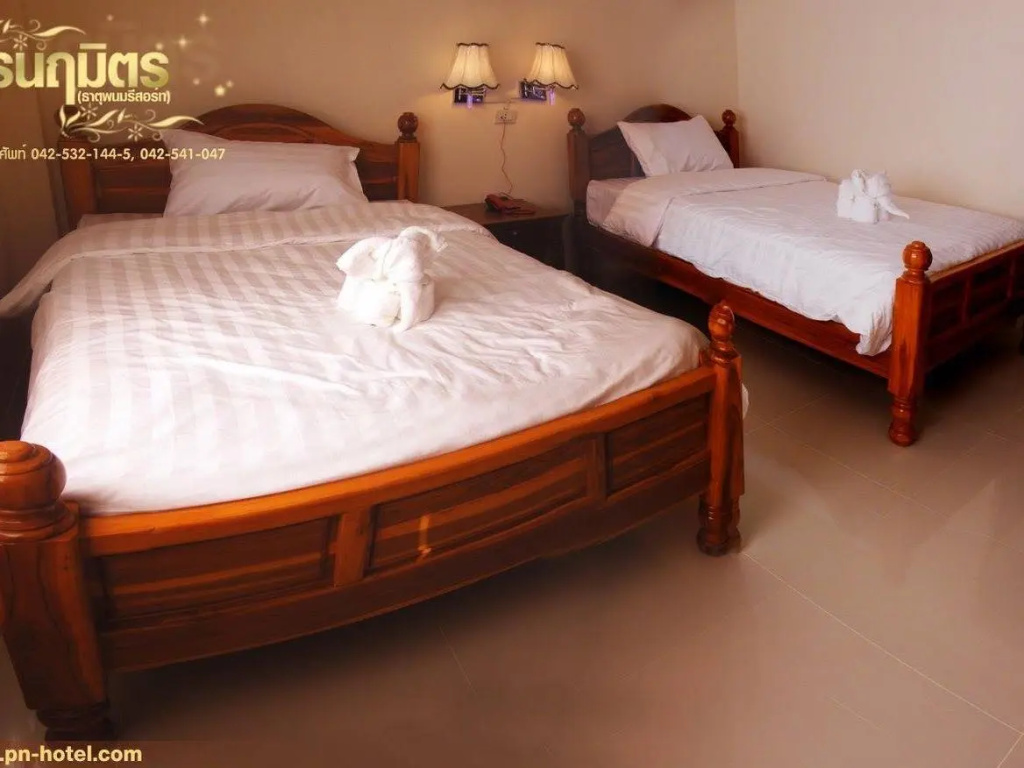 Standard Triple room