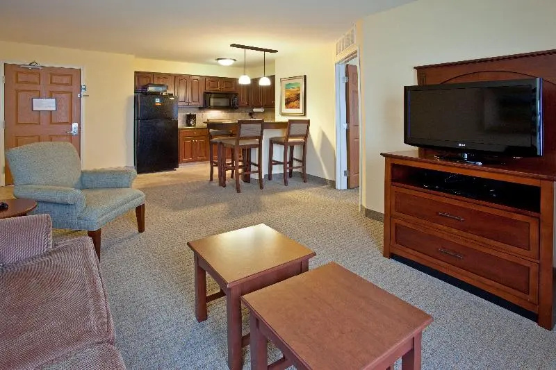 Staybridge Suites Elkhart North by IHG - Chambres