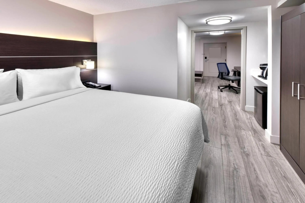 Holiday Inn Express & Suites Mississauga-Toronto Southwest by IHG - Général