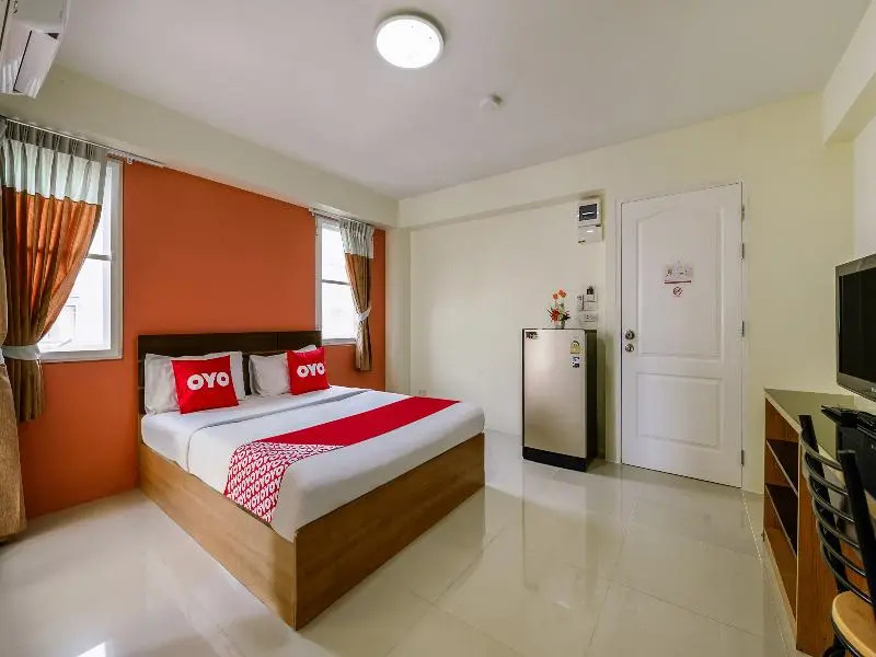 Superior Double room with balcony (full double bed)