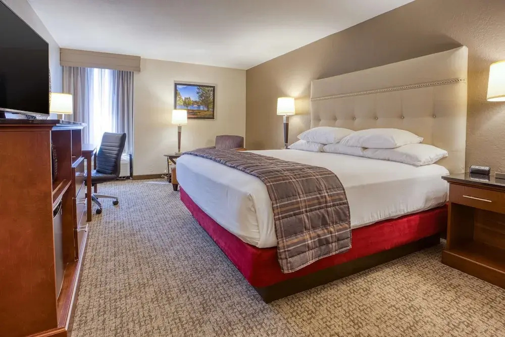 Drury Inn & Suites St. Louis Fairview Heights - Chambres
