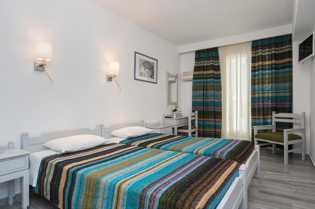 Aegeon Hotel 3 *