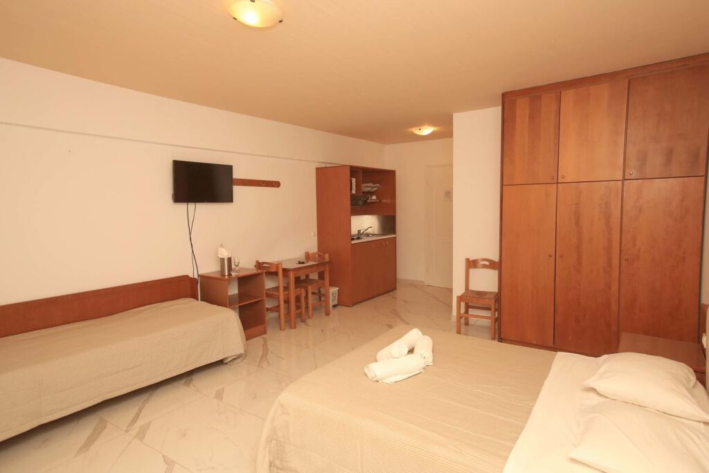 Anthoula Village Hotel 4 *