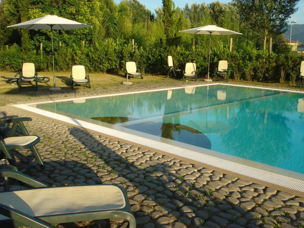 gallery_image_hidden_19