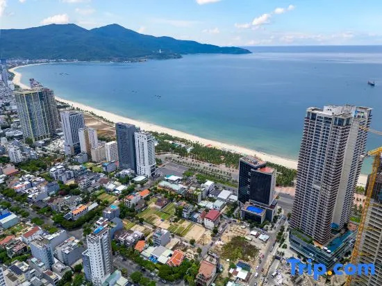 DiStay Beachfront Suites