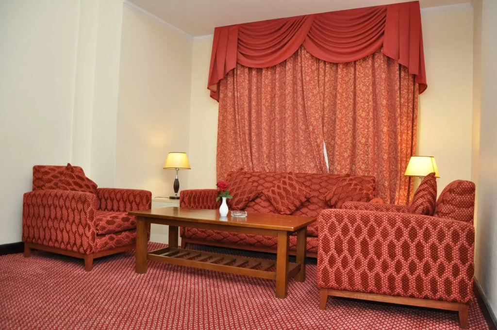 Claridge Hotel 7