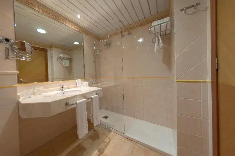 Hotel La Laguna Spa And Golf - Chambres
