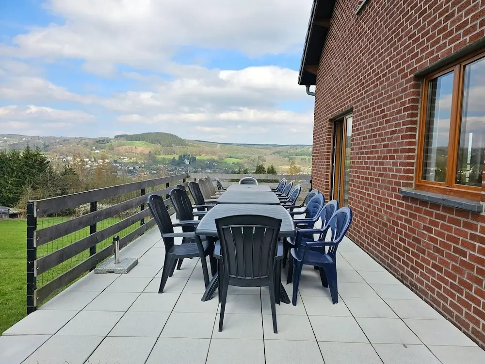 Luxurious Cottage With Panoramic View of Stavelot