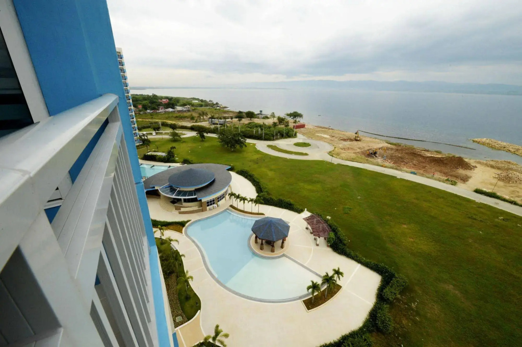 Mactan Seaside Apartments