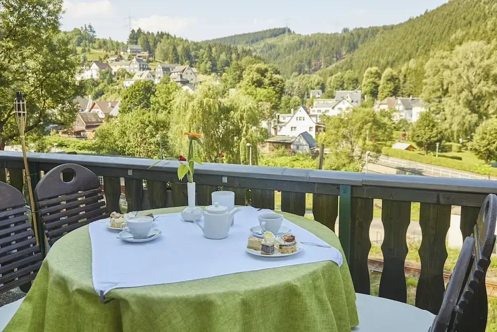 Balcony & Terrace