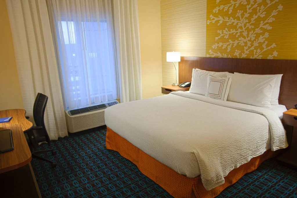 Standard Double room (full double bed)