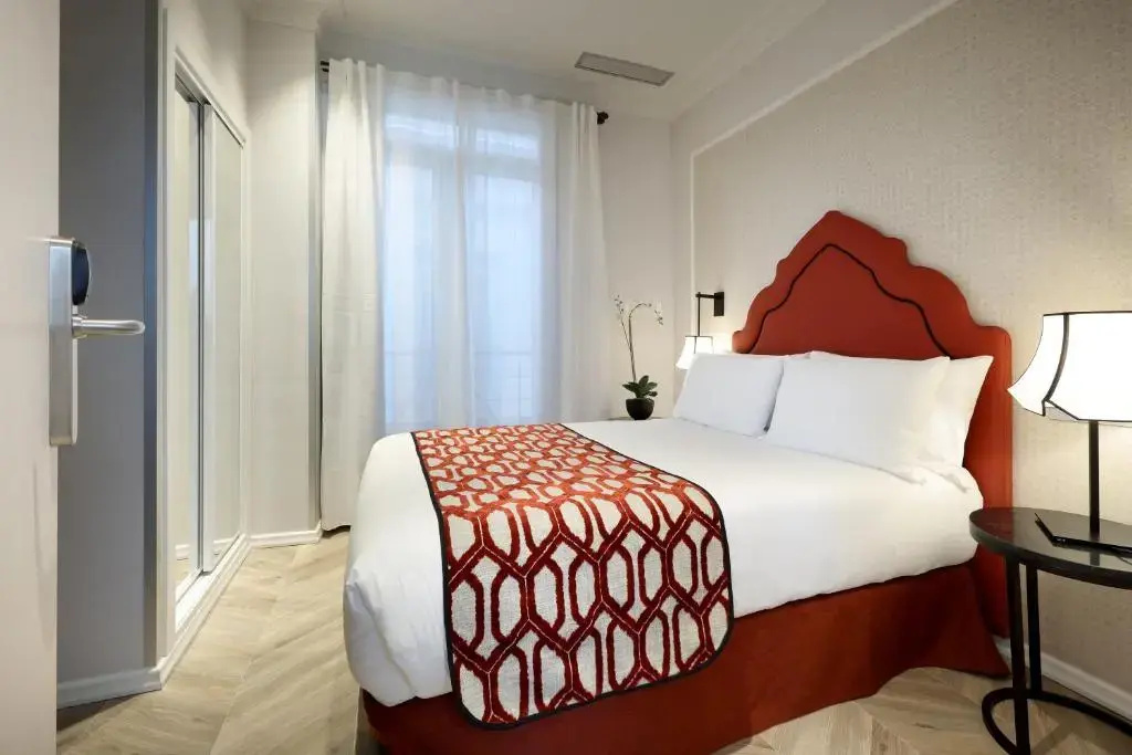 Hotel Eurostars Regina - Chambres