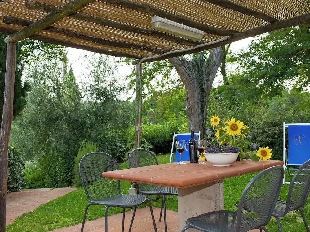 Beautiful Farmhouse in San Vivaldo With Swimming Pool