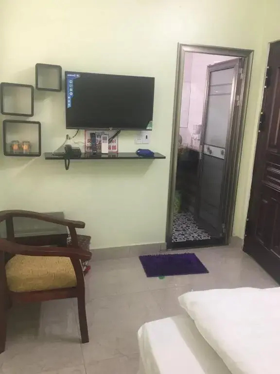Economy Double room (full double bed)