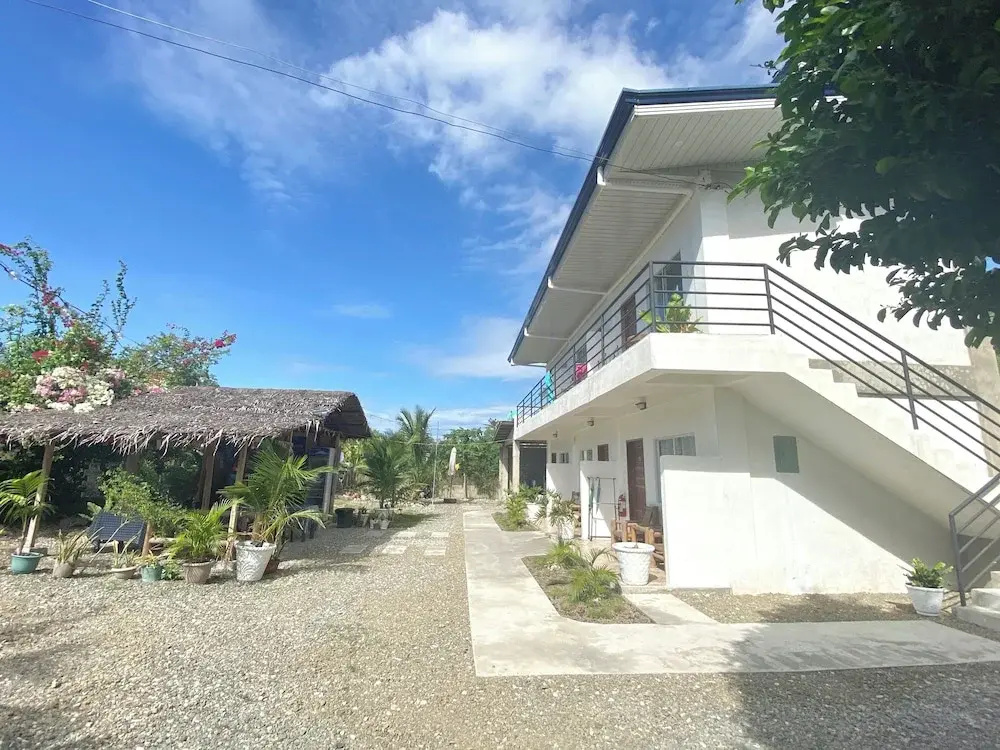 Coconut Inn