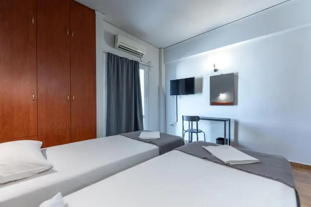 Triple room