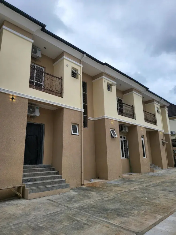 Aggreys 55 airport lodge