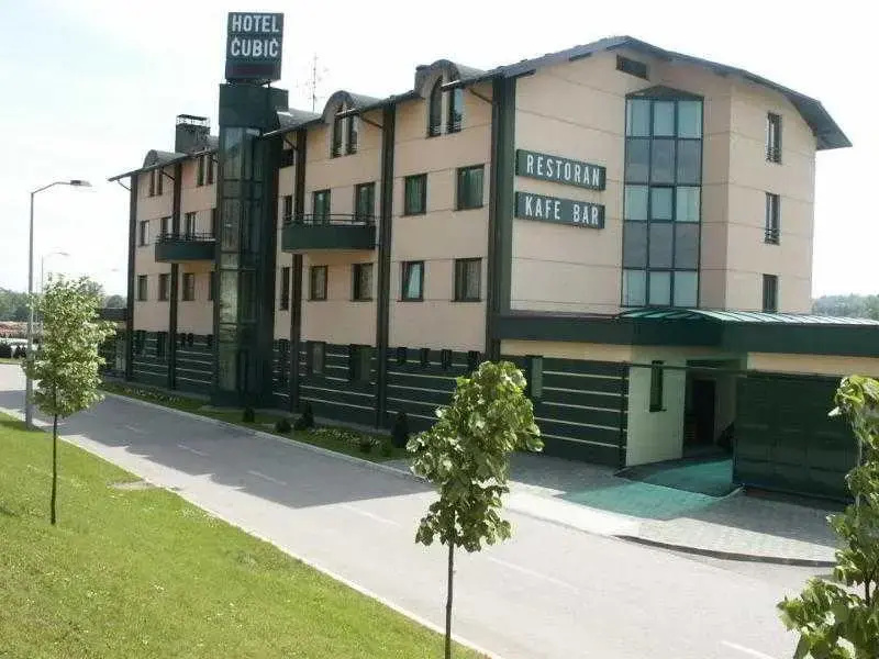 Cubic Hotel