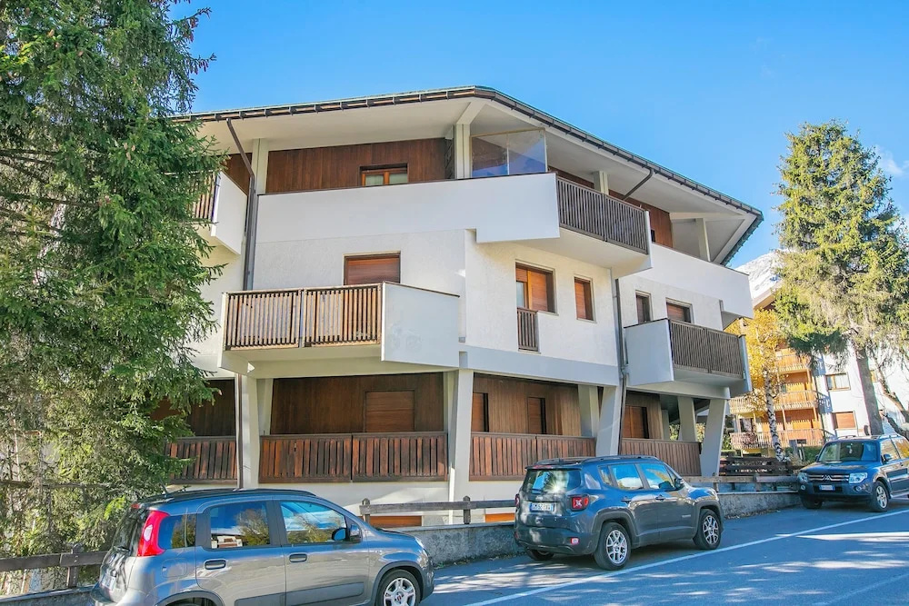 Family Apartment with balcony