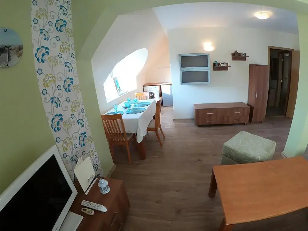 Aquaria Holiday Apartments - Chambres