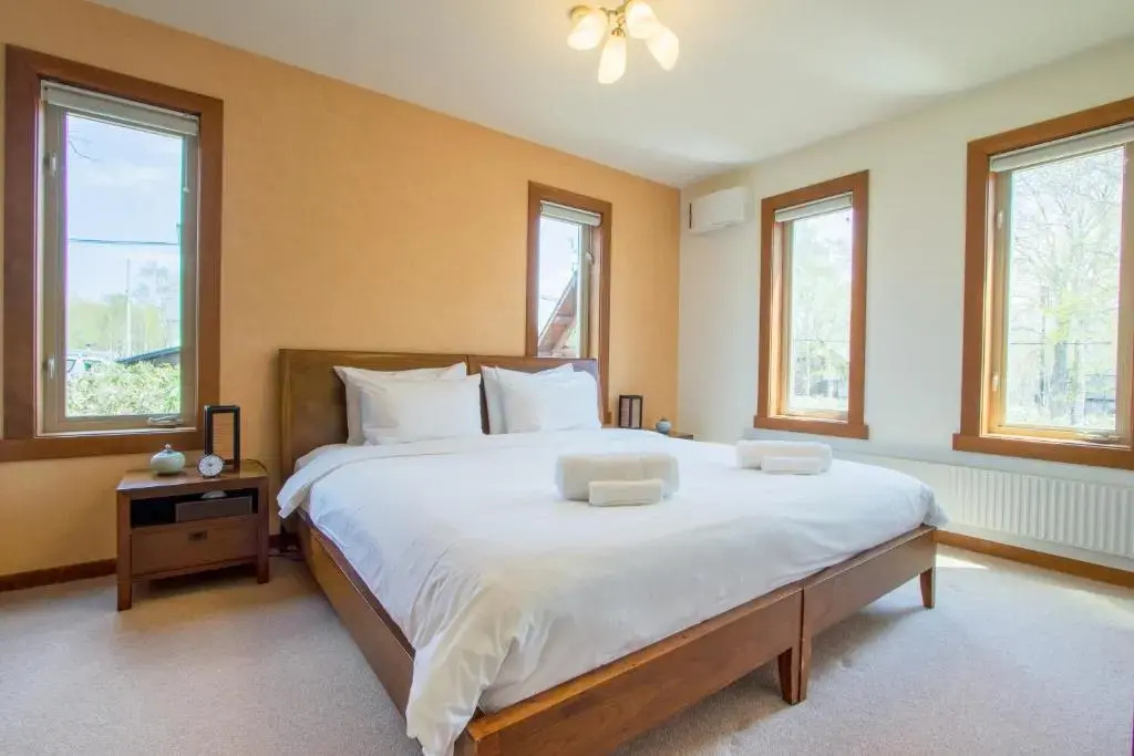 3 Bedrooms Cottage