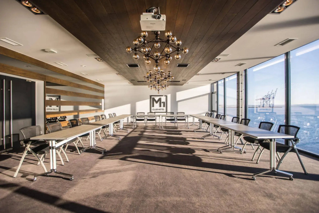 M1 Club Hotel - Général
