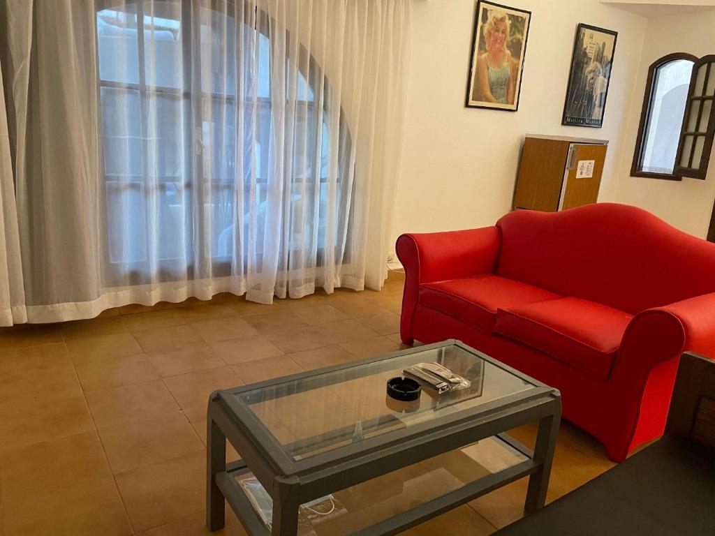 Полулюкс с видом на бассейн в SANAFIR HOTEL - El Pacha Suites
