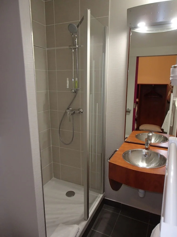 Brit Hotel Orléans St Jean de Braye - L'Antarès - Chambres