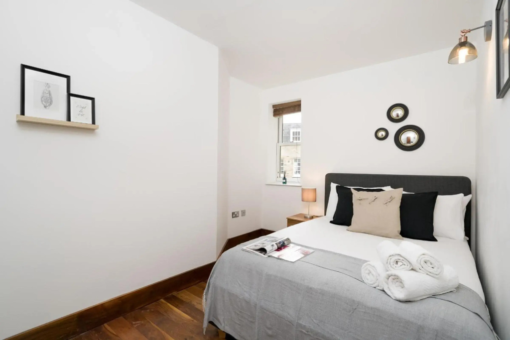 New! Big 2 Bedr/3 Beds Best Covent Garden!