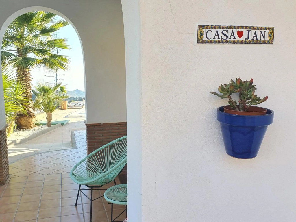 CASA JAN with pool, mountain and sea views.