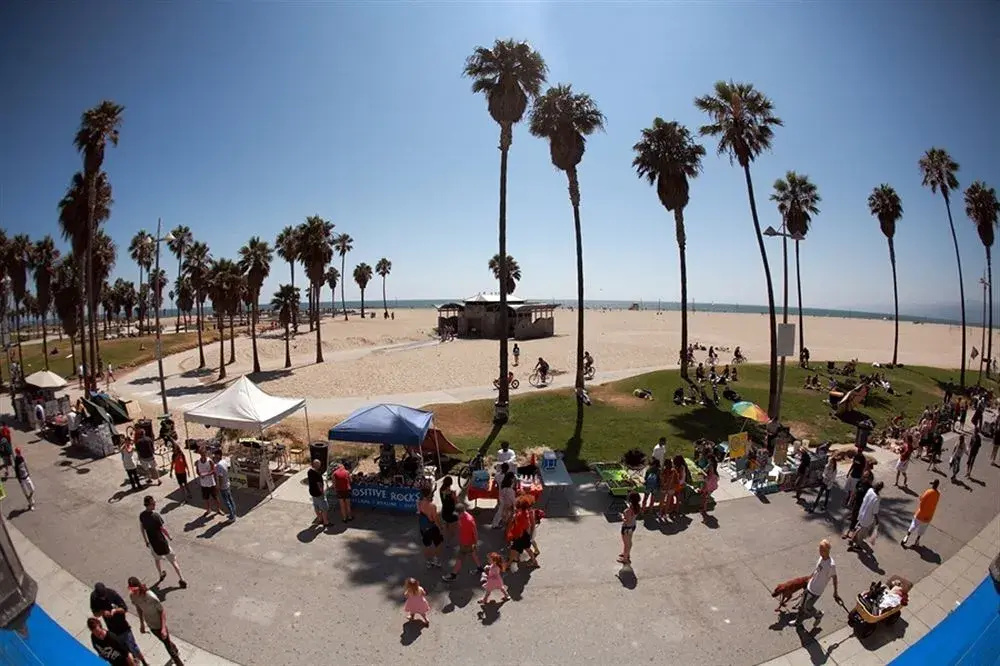 Beach & Waterfront