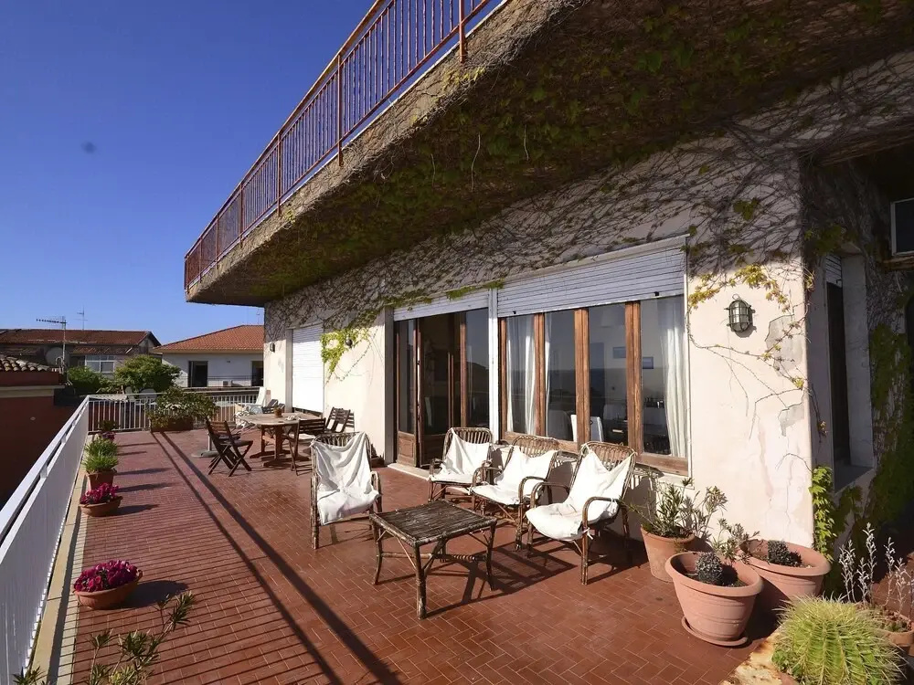 Sea-view Holiday Home in Pozzillo With Terrace