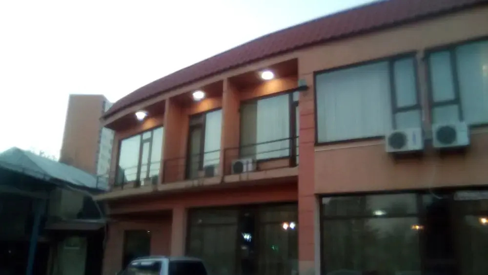 Hotel 999