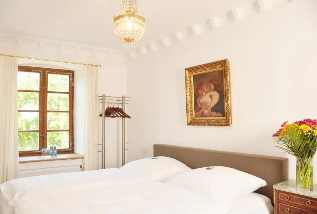 Standard Double room with garden view (full double bed)