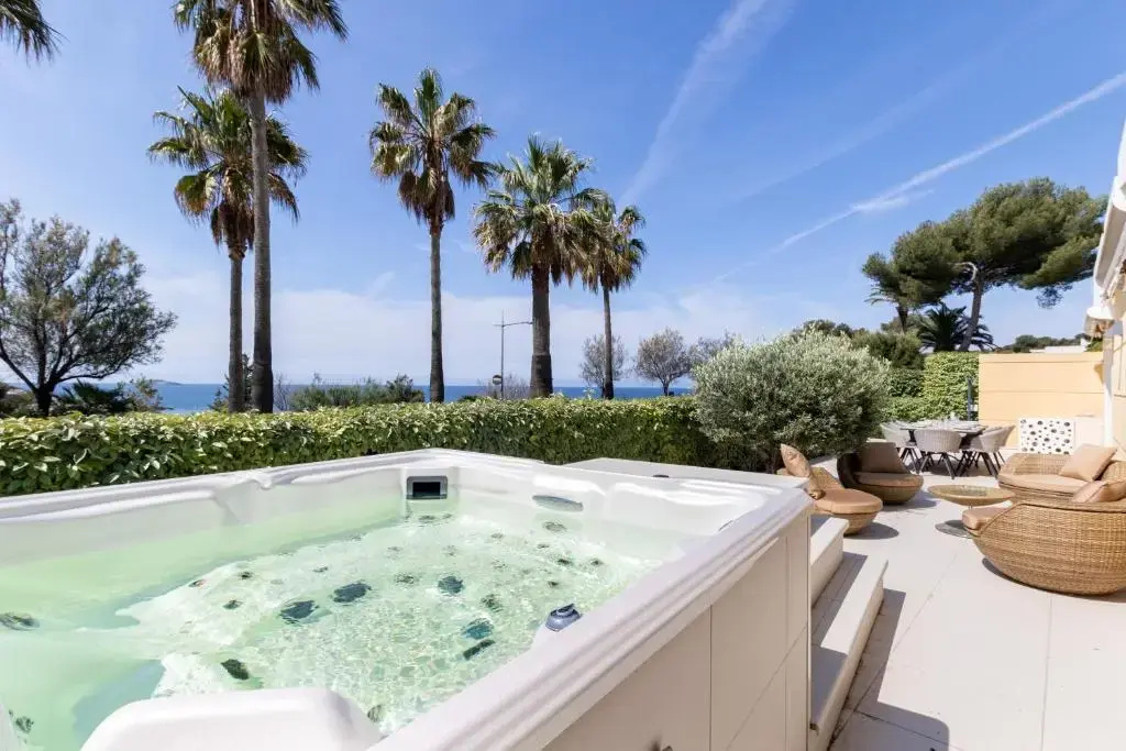 Voir la photo 1 — Le Palm Beach