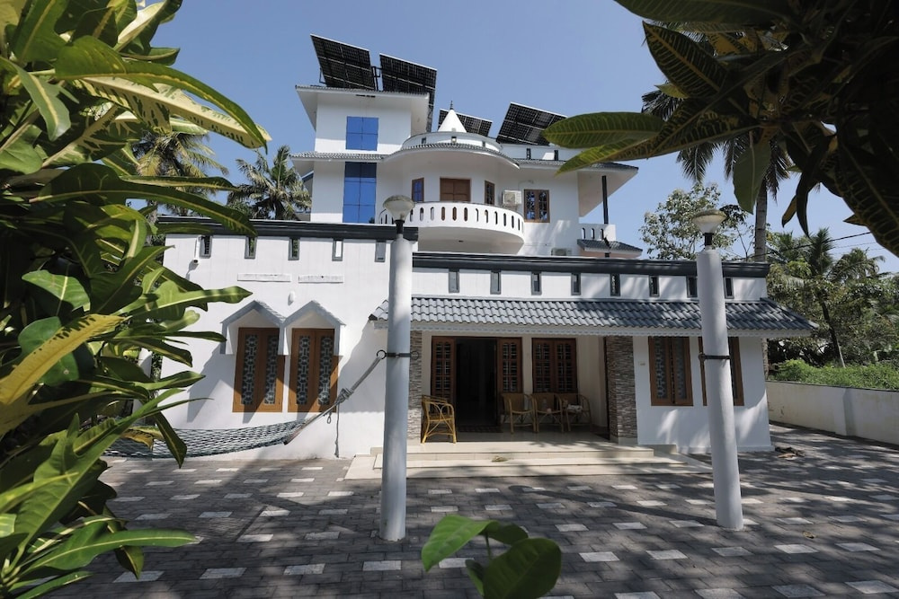 Taaraa Loca - Yoga Spiritual n Dorms