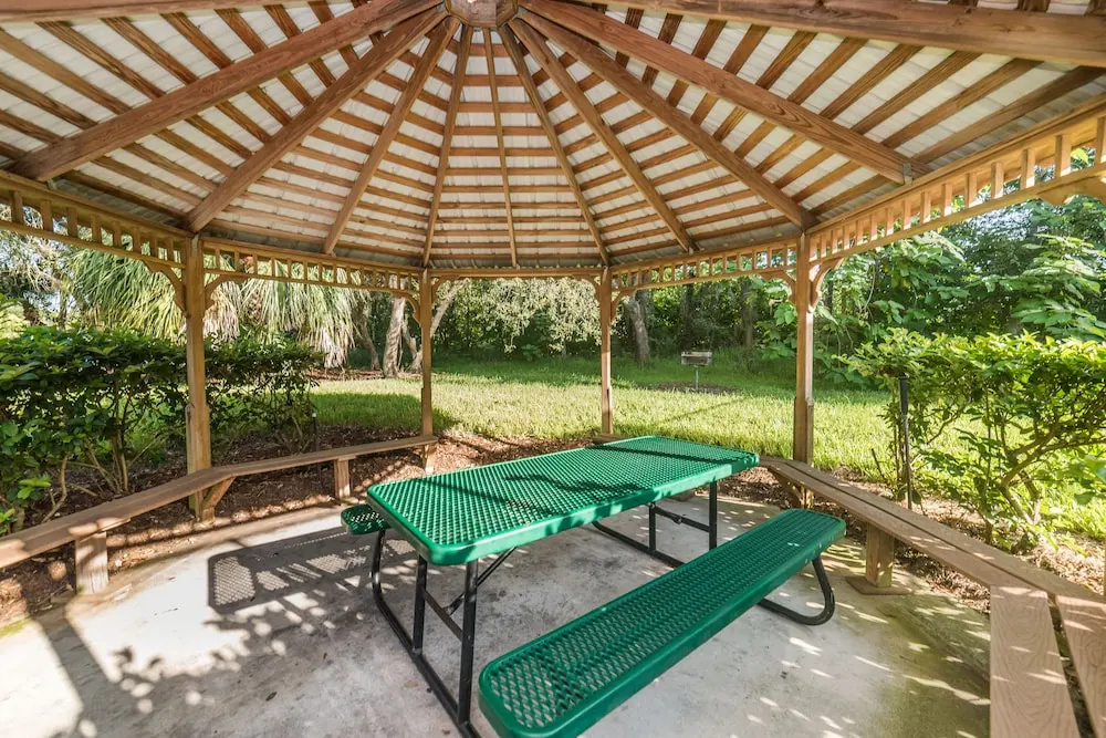 Ov2644 - Emerald Island - 3 Bed 2.5 Baths Townhome