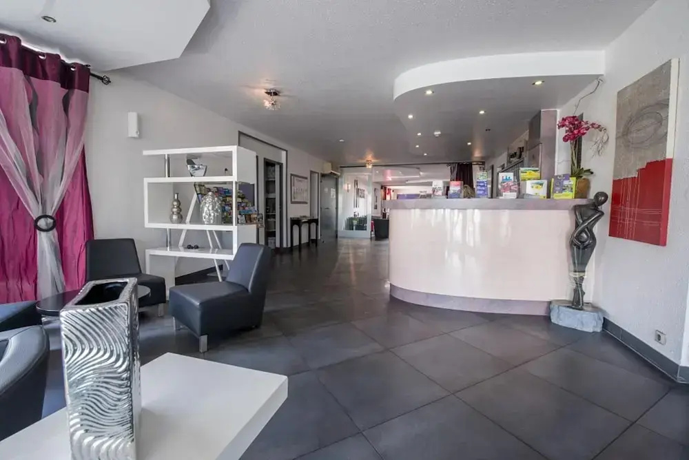 Hotel photo 2