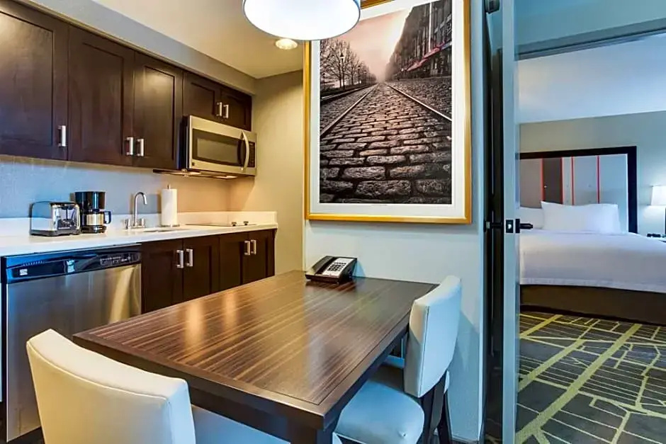 Homewood Suites by Hilton Savannah Historic Dist/Riverfront - Chambres