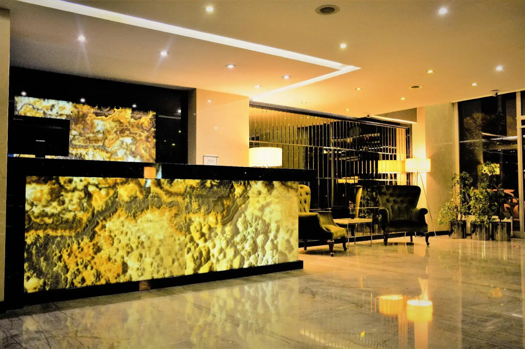 Hotel photo 12