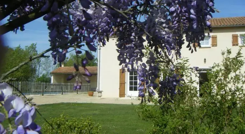 Chambres d'Hôtes et Auberge "La Prairie"