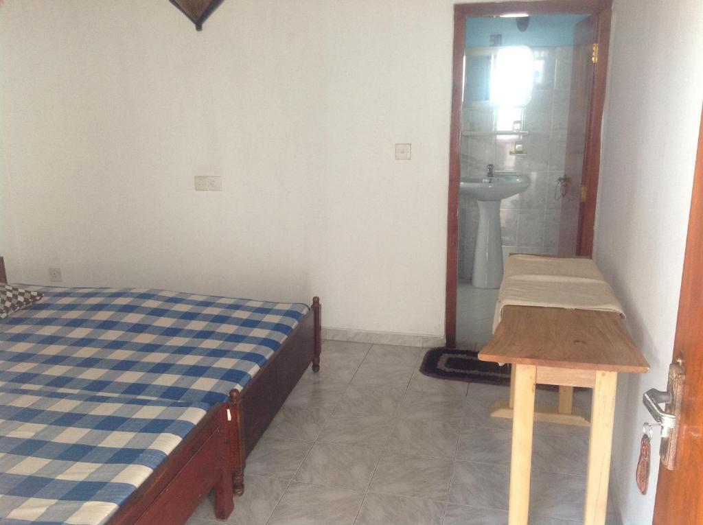 Budde's Beach Restaurant & Guesthouse