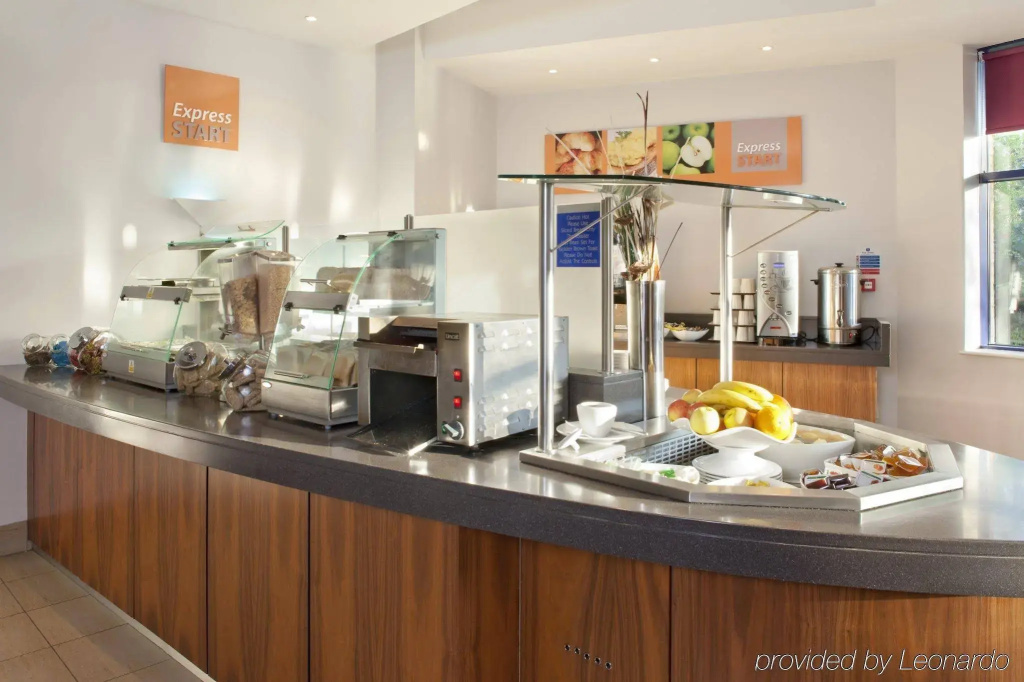 Holiday Inn Express Newport by IHG - Général