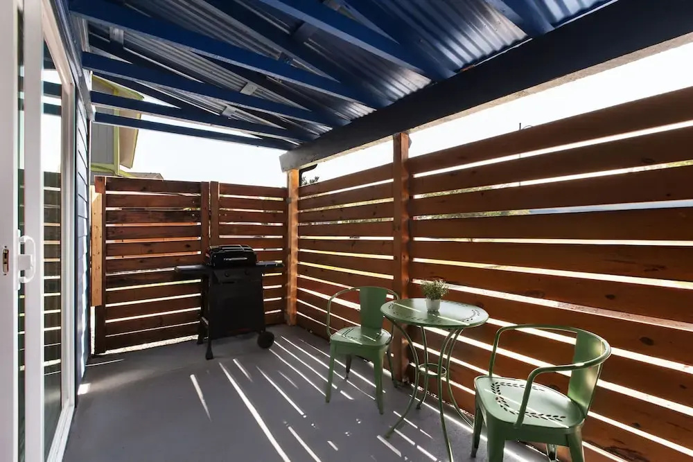 Rare 2BR in Prime Location